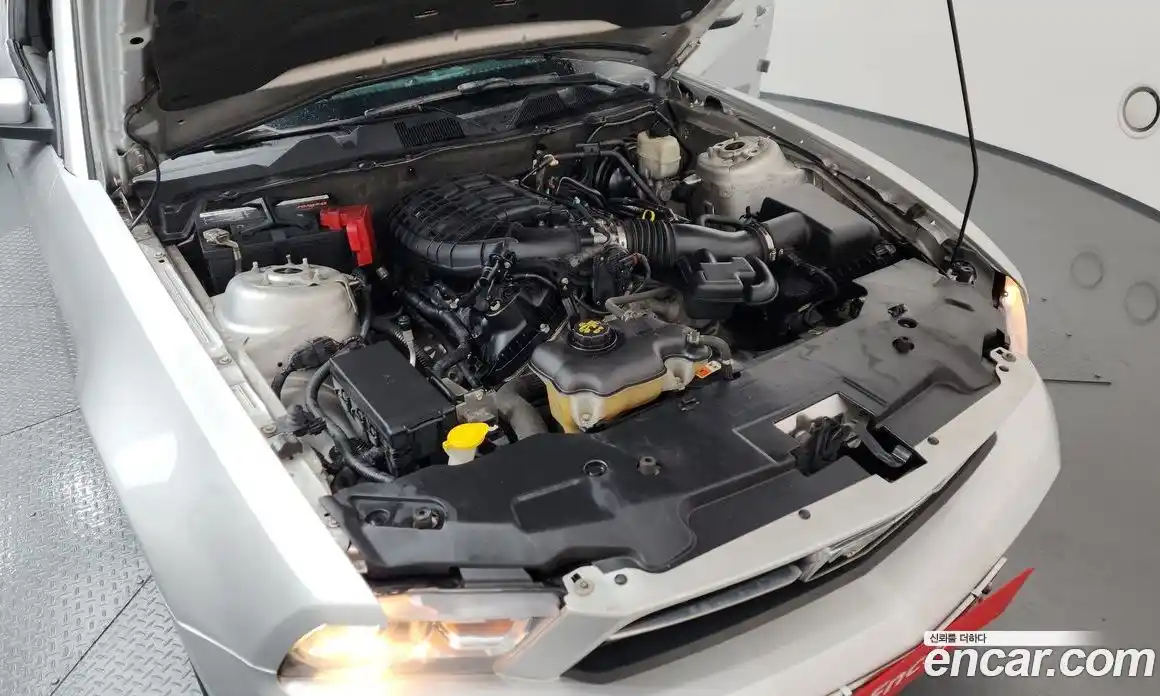 Ford Mustang 2011 3.7 Автомат в Москве № 273481, фото 6