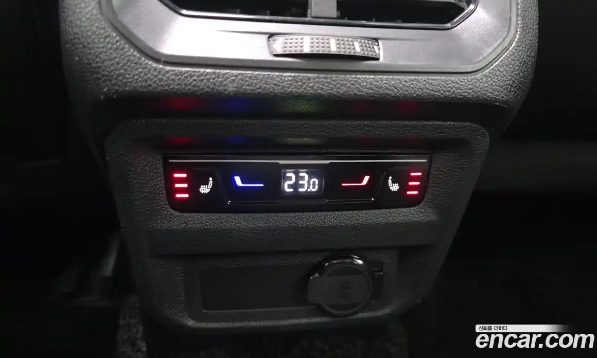 Volkswagen Tiguan 2022 2.0 Автомат в Москве № 276368, фото 13