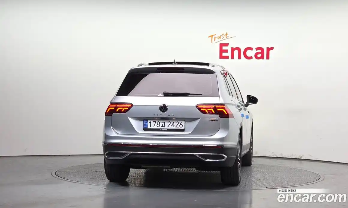 Volkswagen Tiguan 2022 2.0 Автомат в Москве № 276368, фото 18