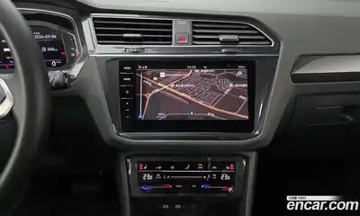 Volkswagen Tiguan 2022 2.0 Автомат в Москве № 276368, миниатюра 10