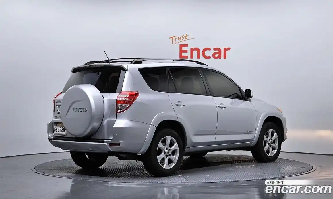 Toyota RAV4 2011 2.5 Автомат в Москве № 279499, фото 15