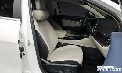 Kia Sportage 2023 1.6 Автомат в Москве № 286613, миниатюра 4