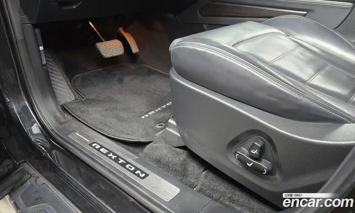 SsangYong Rexton 2018 2.2 Автомат в Москве № 29190, фото 12