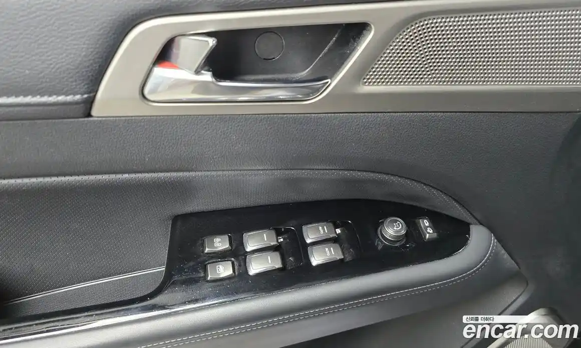 SsangYong Rexton 2018 2.2 Автомат в Москве № 29190, фото 6