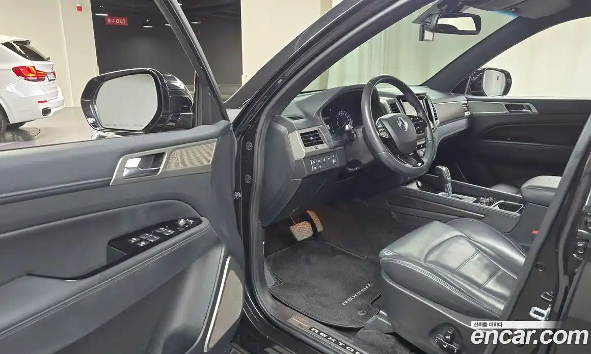 SsangYong Rexton 2018 2.2 Автомат в Москве № 29190, фото 7