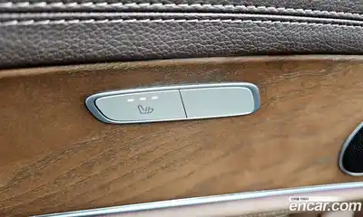 Mercedes-Benz E-Class, 2017