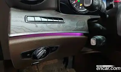 Mercedes-Benz E-Class 2017 1.9 Автомат в Москве № 292553, миниатюра 10