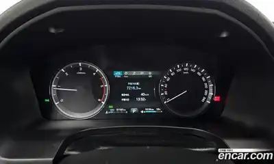 SsangYong Rexton 2018 2.2 Автомат в Москве № 29448, миниатюра 4