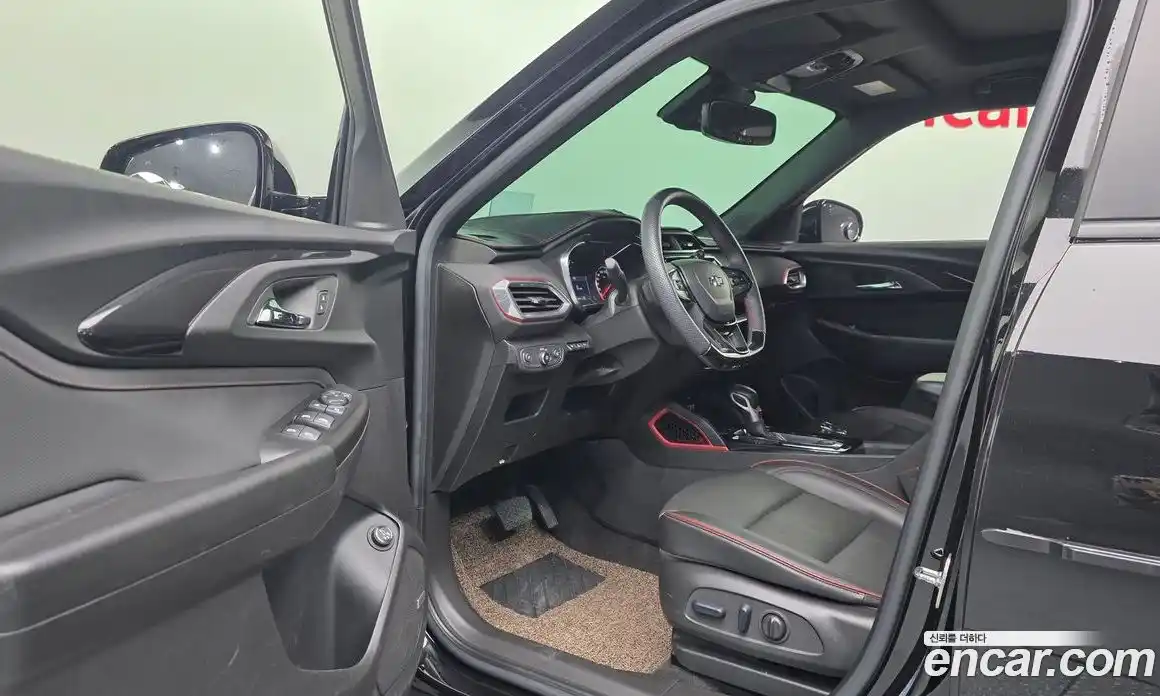 Chevrolet TrailBlazer 2023 1.3 Автомат в Москве № 296822, фото 13