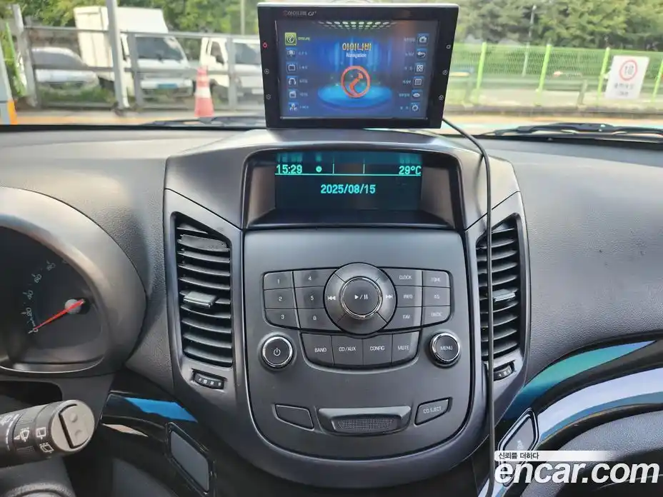 Chevrolet Orlando 2012 2.0 Автомат в Москве № 298143, фото 14