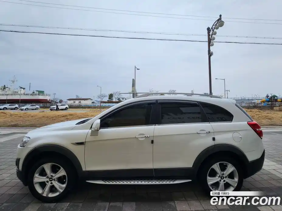 Chevrolet Captiva 2015 2.0 Автомат в Москве № 298446, фото 5