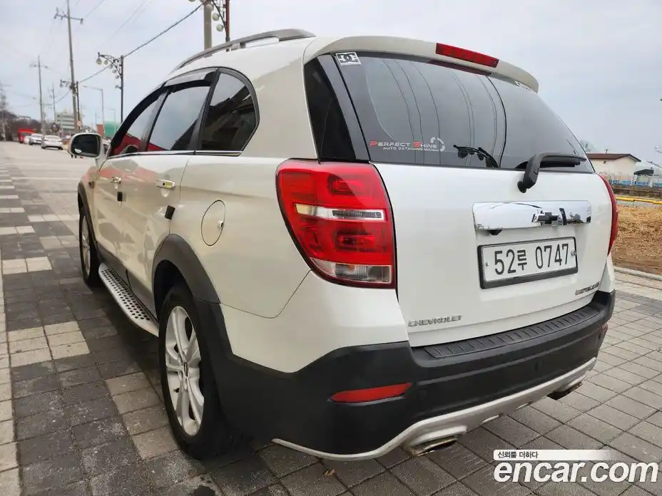 Chevrolet Captiva 2015 2.0 Автомат в Москве № 298446, фото 7