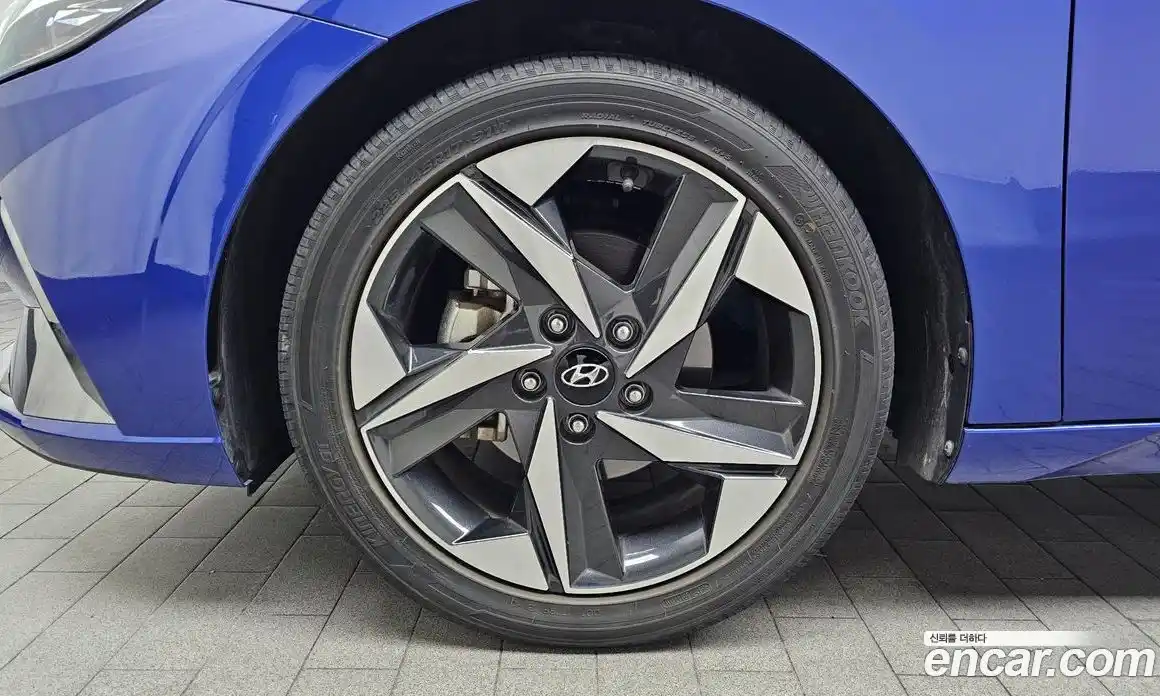 Hyundai Avante 2021 1.6 Автомат в Москве № 303768, фото 1