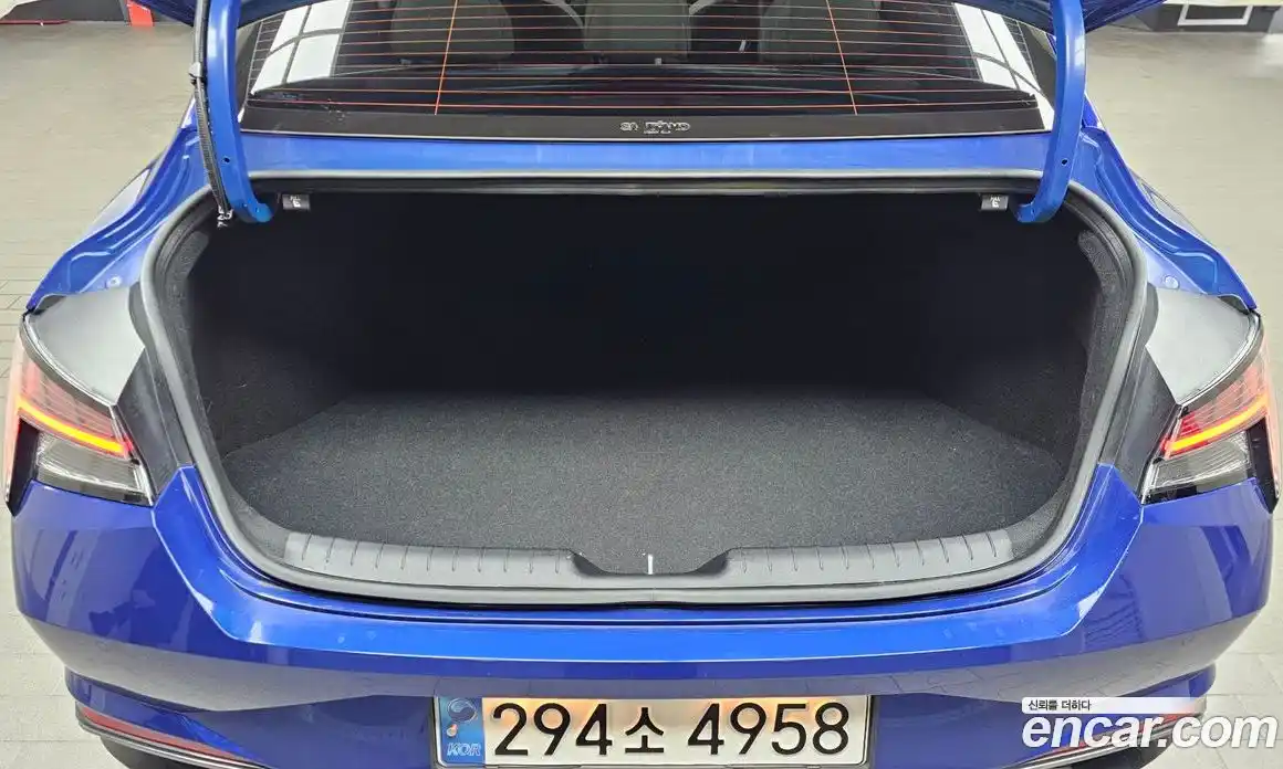 Hyundai Avante 2021 1.6 Автомат в Москве № 303768, фото 12