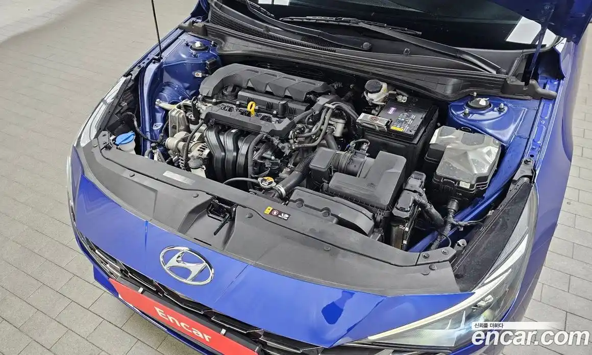 Hyundai Avante 2021 1.6 Автомат в Москве № 303768, фото 15