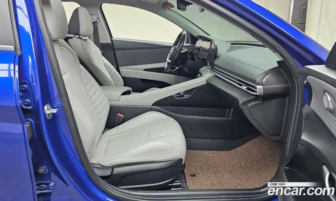 Hyundai Avante 2021 1.6 Автомат в Москве № 303768, фото 16