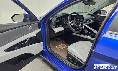 Hyundai Avante 2021 1.6 Автомат в Москве № 303768, миниатюра 2