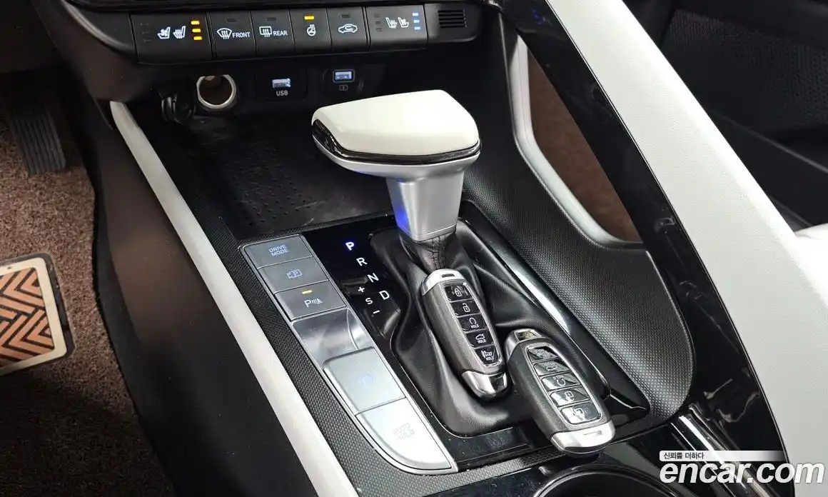 Hyundai Avante 2021 1.6 Автомат в Москве № 303768, фото 6