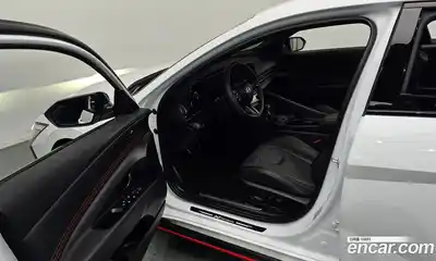 Hyundai Avante 2024 1.6 Автомат в Москве № 303859, миниатюра 11