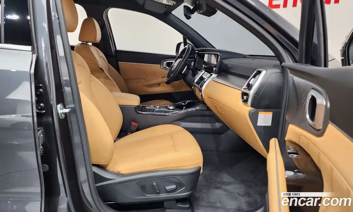 Kia Sorento 2021 1.6 Автомат в Москве № 306419, фото 16