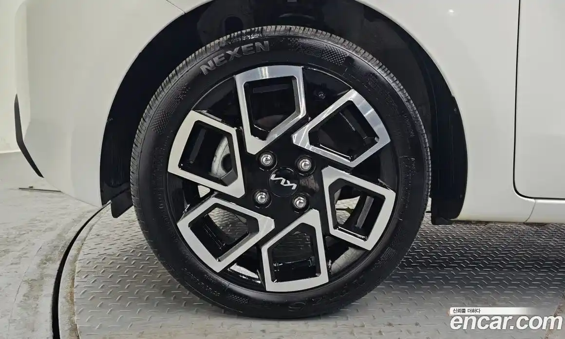 Kia Ray 2024 1.0 Автомат в Москве № 306962, фото 4