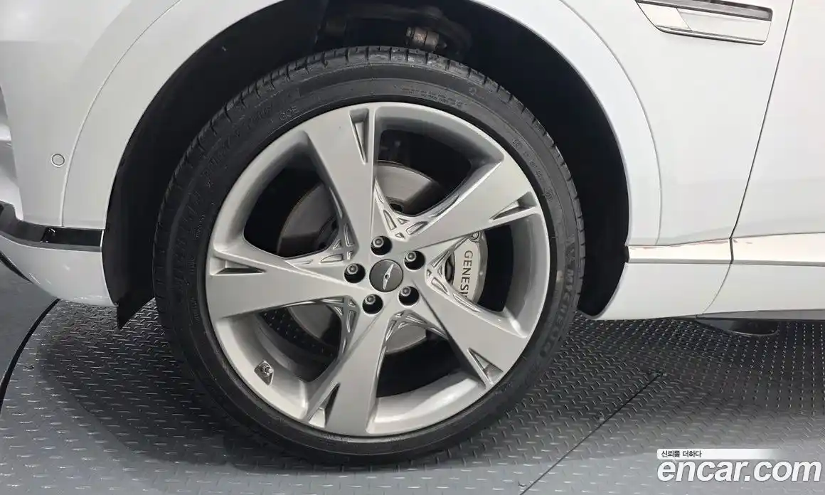 Genesis GV80 2023 2.5 Автомат в Москве № 308687, фото 4