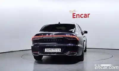 Hyundai Grandeur 2020 2.5 Автомат в Москве № 320026, миниатюра 2