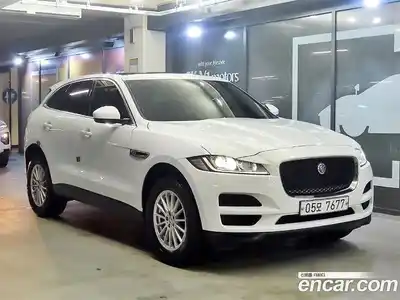 Jaguar F-Pace, 2017