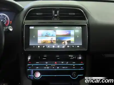 Jaguar F-Pace 2017 2.0 Автомат в Москве № 320141, миниатюра 11