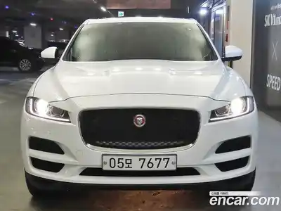 Jaguar F-Pace 2017 2.0 Автомат в Москве № 320141, миниатюра 2