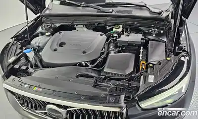 Volvo XC40 2024 2.0 Автомат в Москве № 326031, миниатюра 4