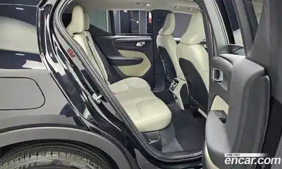 Volvo XC40 2024 2.0 Автомат в Москве № 326031, миниатюра 10