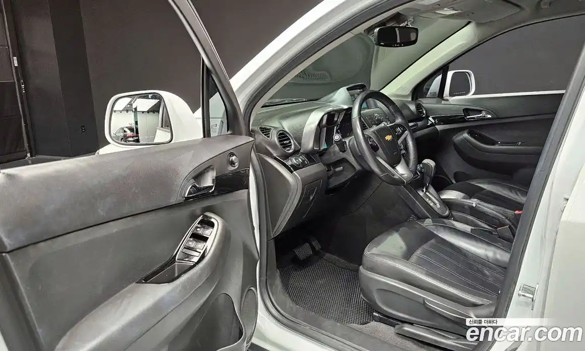 Chevrolet Orlando 2013 2.0 Автомат в Москве № 332882, фото 12