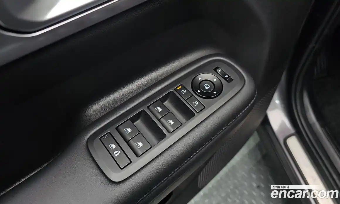 Hyundai Santa Fe 2024 1.6 Автомат в Москве № 335539, фото 13