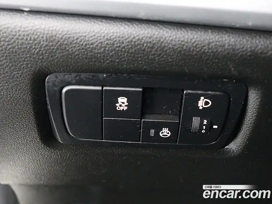 SsangYong Korando 2015 2.0 Автомат в Москве № 33932, фото 12