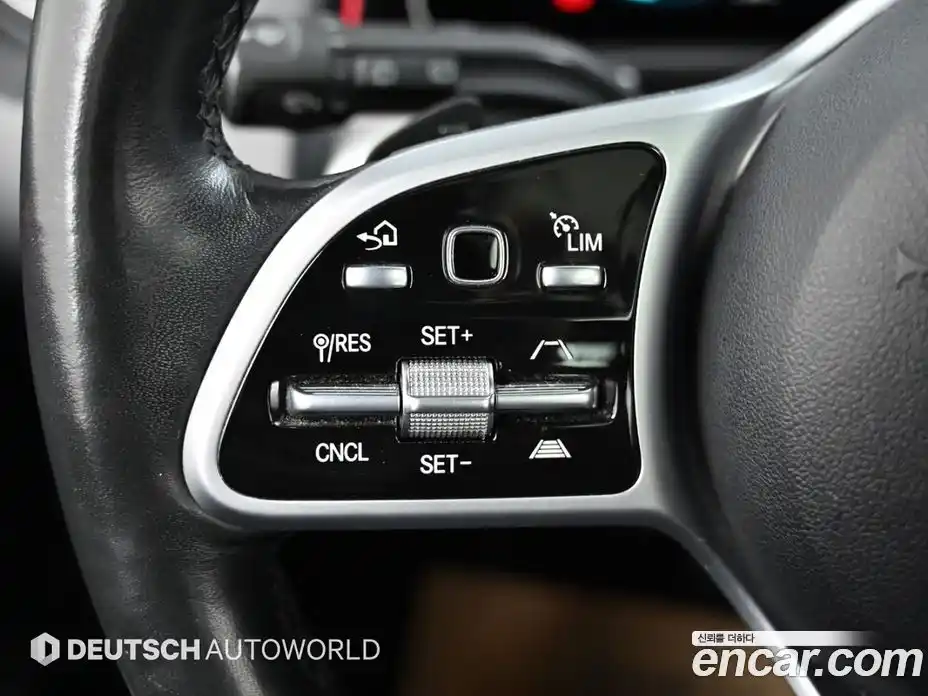 Mercedes-Benz GLB-Class 2020 2.0 Автомат в Москве № 342709, фото 16