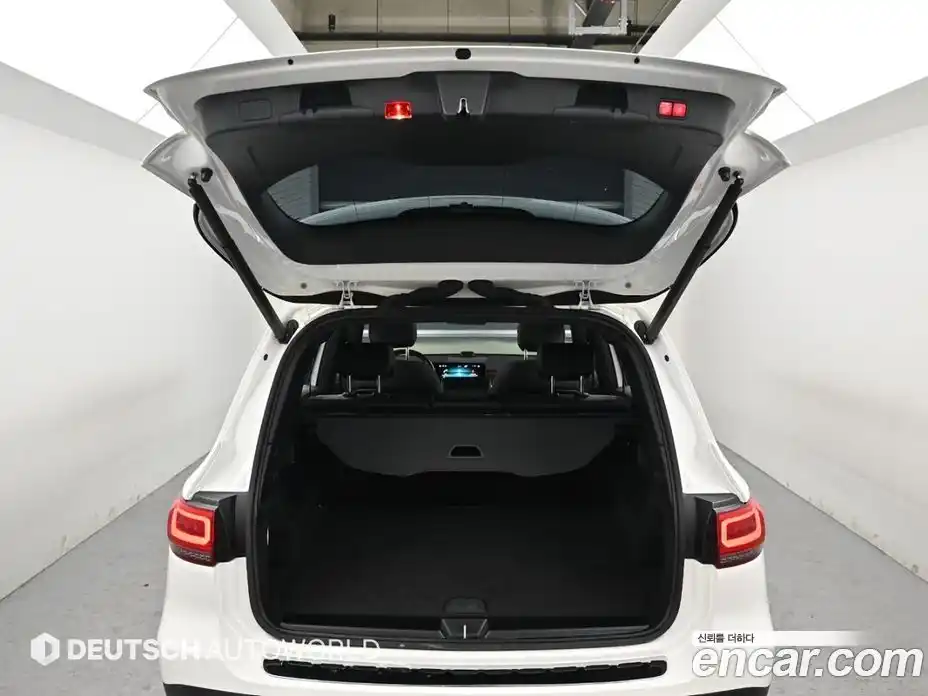 Mercedes-Benz GLB-Class 2020 2.0 Автомат в Москве № 342709, фото 19