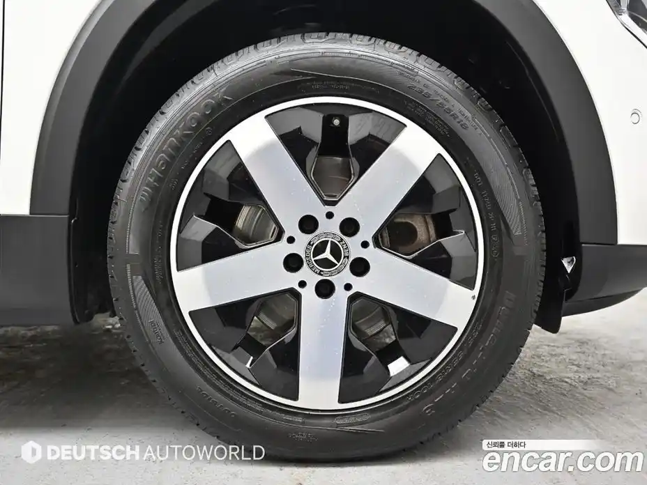 Mercedes-Benz GLB-Class 2020 2.0 Автомат в Москве № 342709, фото 5