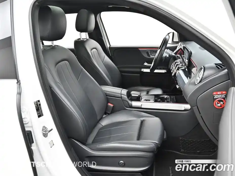 Mercedes-Benz GLB-Class 2020 2.0 Автомат в Москве № 342709, фото 10