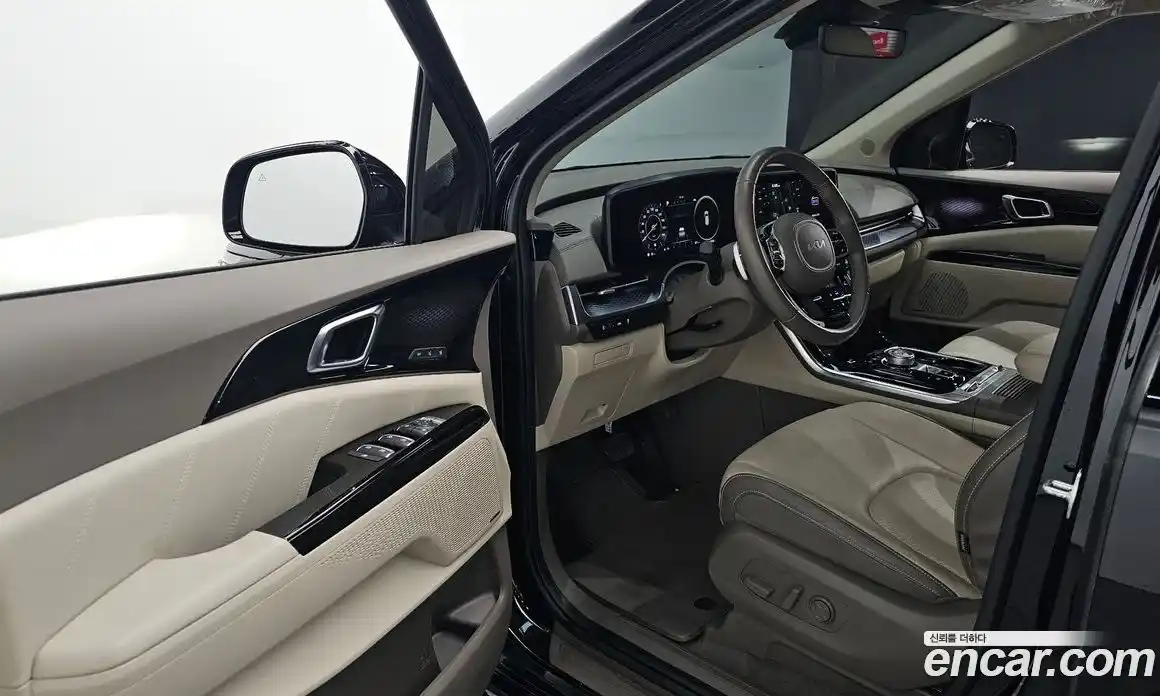 Kia Canival 2022 3.5 Автомат в Москве № 358873, фото 11