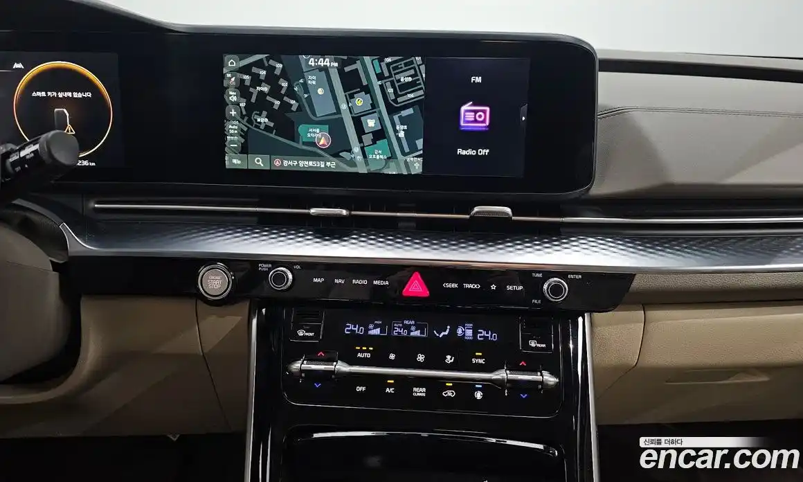 Kia Canival 2022 3.5 Автомат в Москве № 358873, фото 14