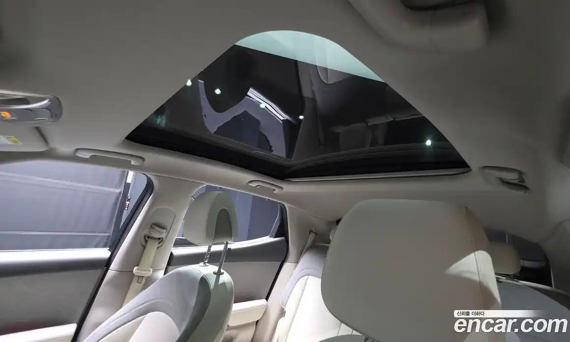 Genesis GV60 2022 0.1 Автомат в Москве № 365472, фото 19