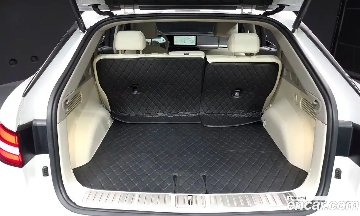 Genesis GV60 2022 0.1 Автомат в Москве № 365472, фото 20