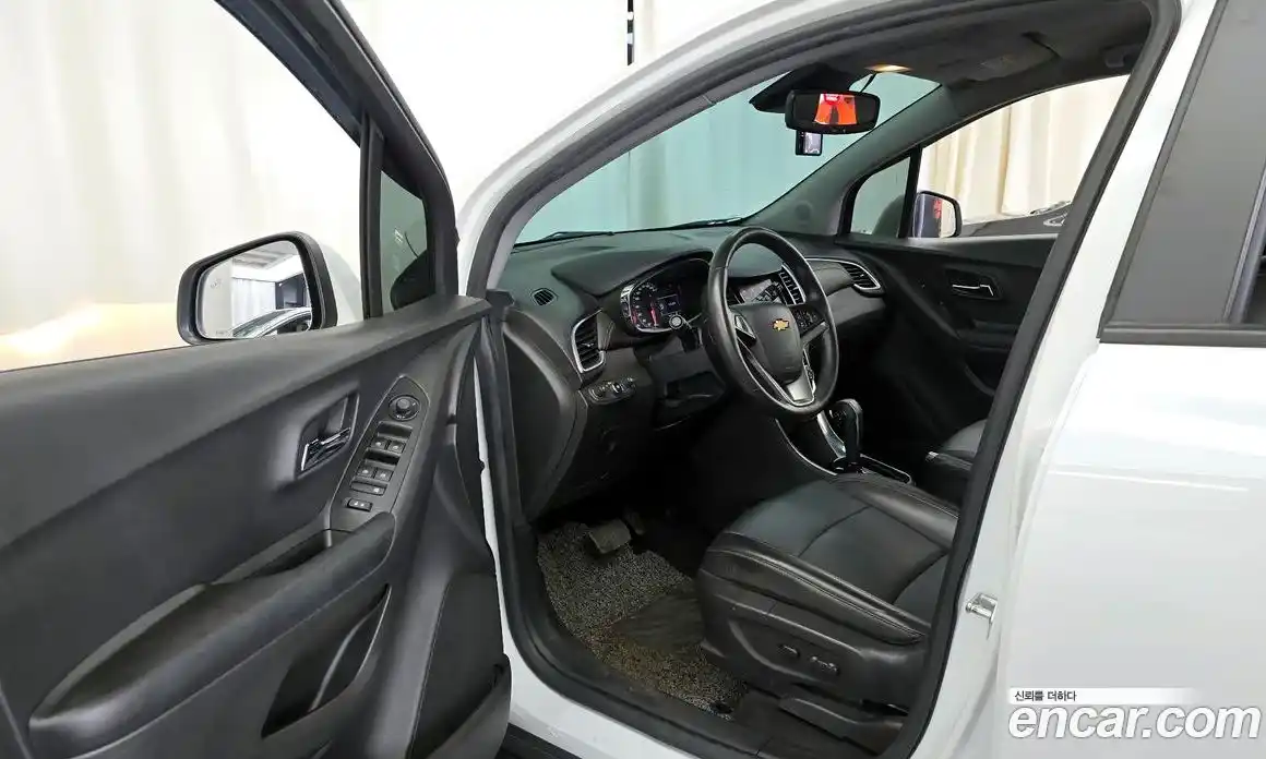 Chevrolet Trax 2021 1.4 Автомат в Москве № 36708, фото 11