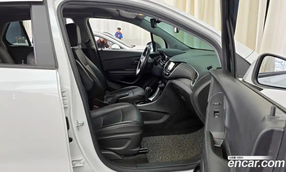 Chevrolet Trax 2021 1.4 Автомат в Москве № 36708, фото 18