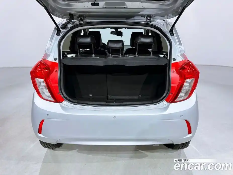 Chevrolet Spark 2017 1.0 Автомат в Москве № 37361, фото 19