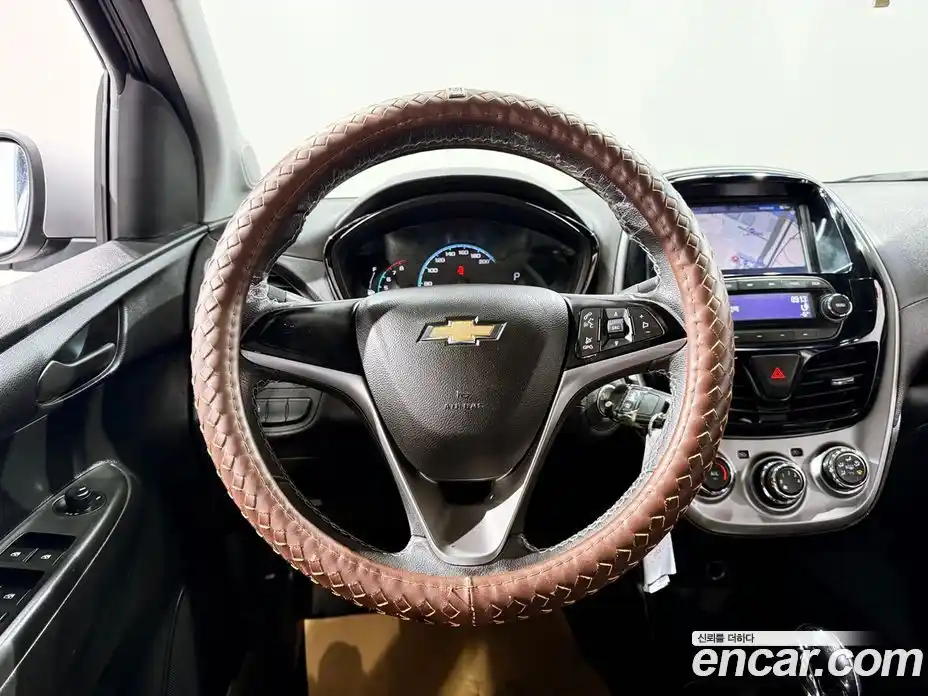 Chevrolet Spark 2017 1.0 Автомат в Москве № 37361, фото 6