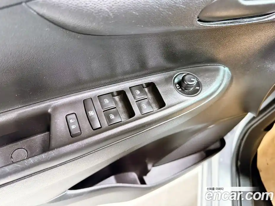 Chevrolet Spark 2017 1.0 Автомат в Москве № 37361, фото 8