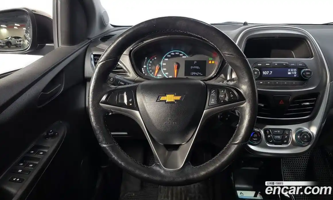 Chevrolet Spark 2017 1.0 Автомат в Москве № 37608, фото 3
