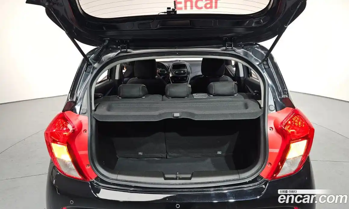 Chevrolet Spark 2017 1.0 Автомат в Москве № 37608, фото 7